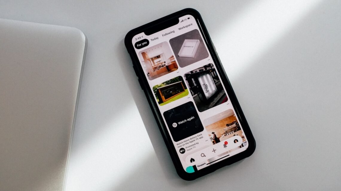 best AI image generator tools 2025 guide